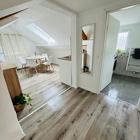 Aria Apartment Mosnje Eksteriør billede
